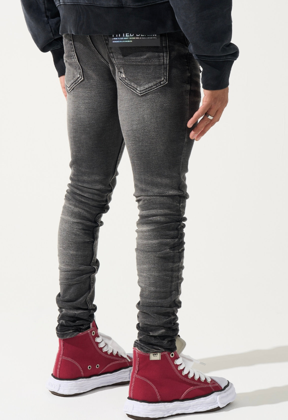 “Fume” jeans